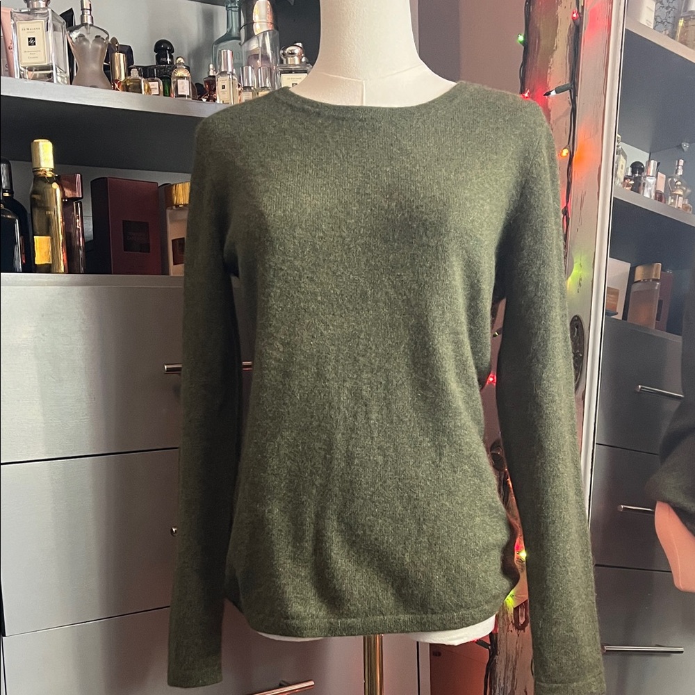 Olive Green Women's cashmere Sweater